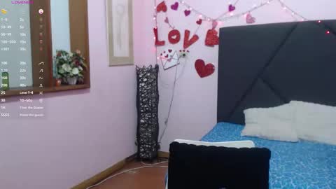 pamela_echeverria online show from March 12, 11:58 am