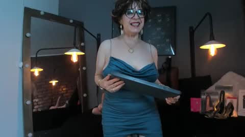 pamela_mature41 online show from March 14, 2:26 am