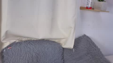 pamela_tomas4 online show from May 27, 1:57 am