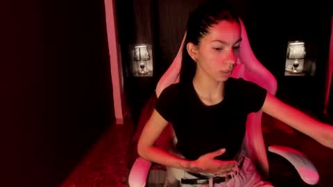  P A M  online show from April 16, 4:23 am