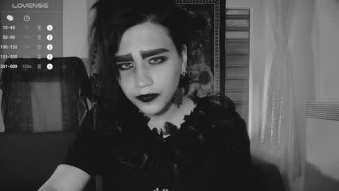 In bio online show from October 24, 3:24 pm