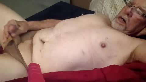 a online show from November 8, 9:45 am