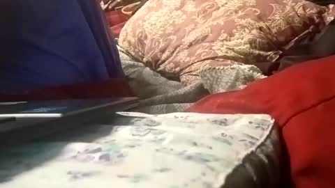 a online show from November 2, 1:33 pm