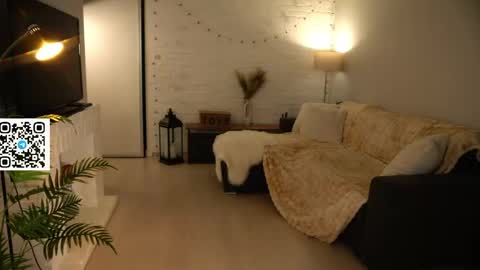 Kristina Kriss online show from April 15, 5:05 pm