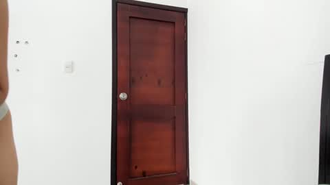 paoguerrax354 online show from March 9, 7:59 pm