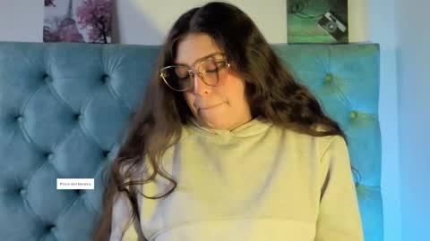 Snapshot of paola_lyon chatting on September 29, 12:15 pm Paola Lyon online show from September 29, 12:15 pm