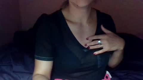 paolamz10 online show from December 17, 2:40 am