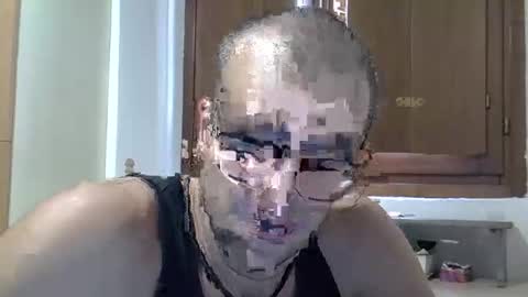 Snapshot of paoloste chatting on October 24, 12:06 pm paoloste online show from October 24, 12:06 pm