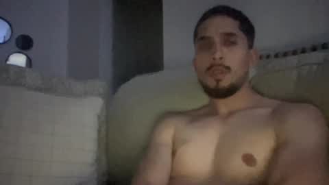 papicubano_guapo23cm online show from June 2, 8:27 am