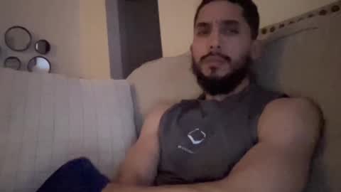 papicubano_guapo23cm online show from February 27, 6:17 am