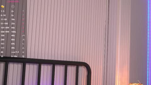 Paris  online show from December 19, 3:46 am