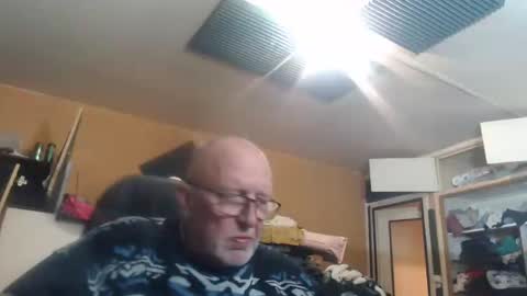 pascal88881 online show from December 29, 7:11 pm