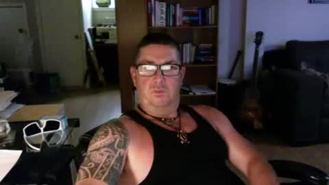 patmilll online show from July 31, 8:10 pm
