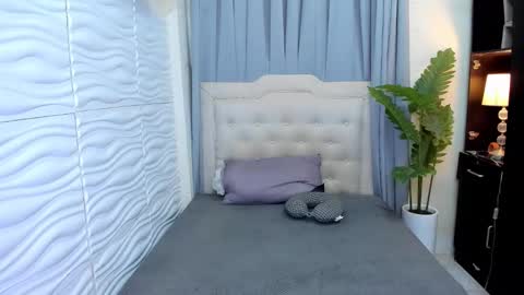 patricia_miller08 online show from September 22, 5:00 am