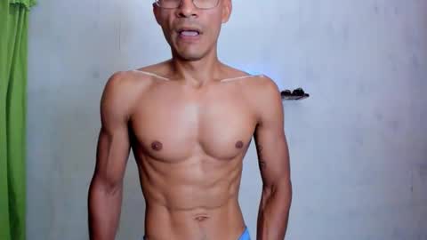 EDUAR Independent model online show from November 27, 5:20 pm