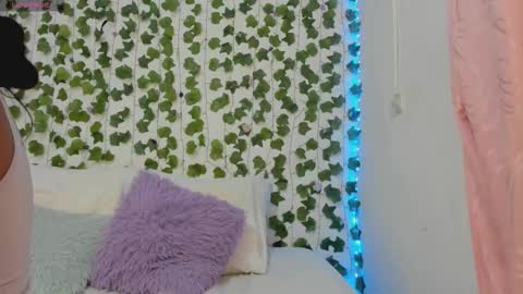 paulina online show from September 25, 10:55 am
