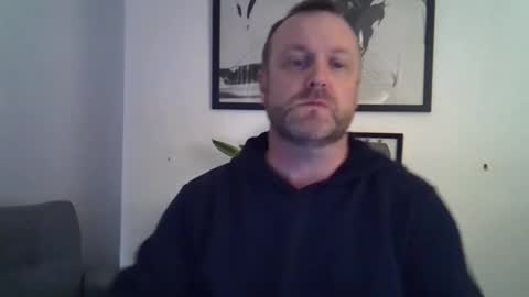 Snapshot of paul_boro chatting on February 25, 9:48 pm paul_boro online show from February 25, 9:48 pm