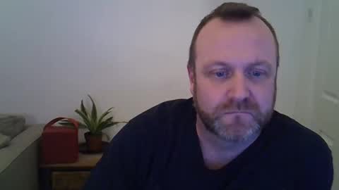 Snapshot of paul_boro chatting on March 6, 9:09 pm paul_boro online show from March 6, 9:09 pm