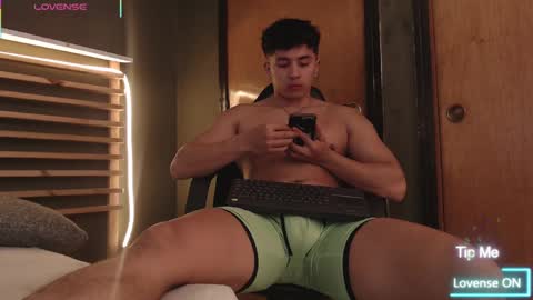 Paul online show from November 19, 2:38 pm