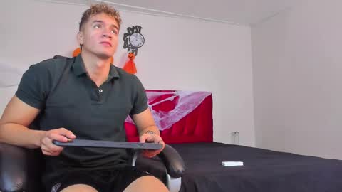 Paull George online show from October 16, 2:06 pm