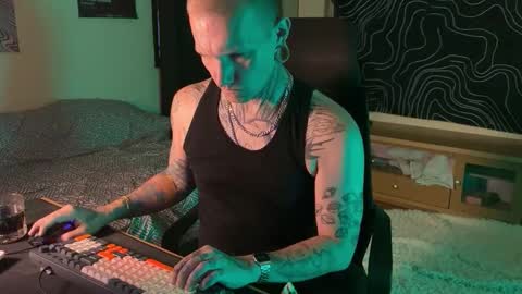 Paul online show from March 3, 11:39 am