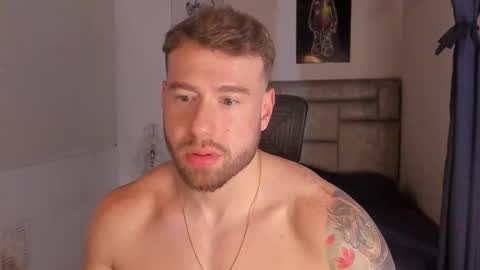 PAUL ROGER online show from March 30, 11:27 pm