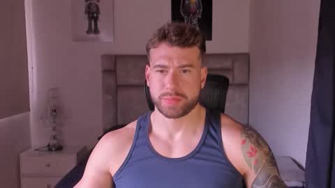 PAUL ROGER online show from December 13, 9:21 pm