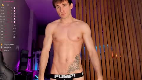 Snapshot of paul_rubini chatting on February 21, 7:23 am Paul online show from February 21, 7:23 am