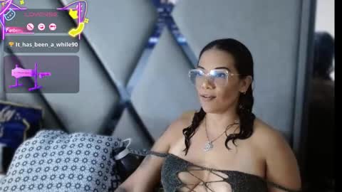 Paula online show from November 12, 9:39 pm