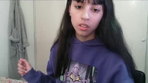 Snapshot of paulainblue chatting on September 22, 2:48 am   online show from September 22, 2:48 am