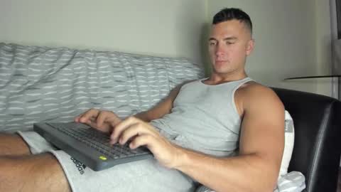 paulblack021 online show from January 5, 10:13 pm