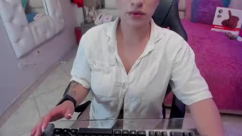 paulinabelen21 online show from February 4, 2:59 am