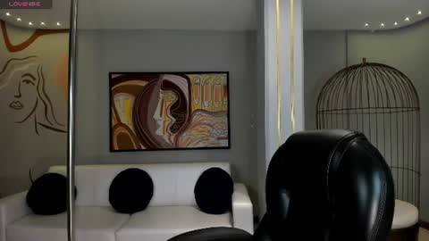 Paulina Santos  online show from July 6, 7:49 pm