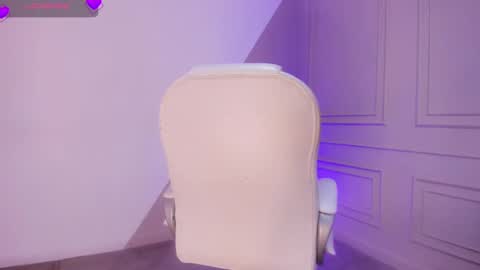 Pau  online show from February 20, 12:19 am