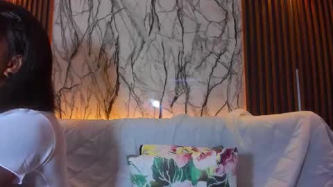 Pauline online show from November 7, 1:30 am