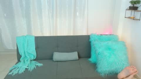Paulinna online show from March 10, 8:12 pm