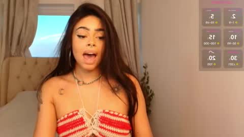 paulinne_clark online show from April 16, 8:20 pm