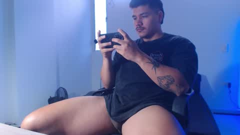 Snapshot of paulo_allen chatting on October 8, 4:35 pm Paulo online show from October 8, 4:35 pm