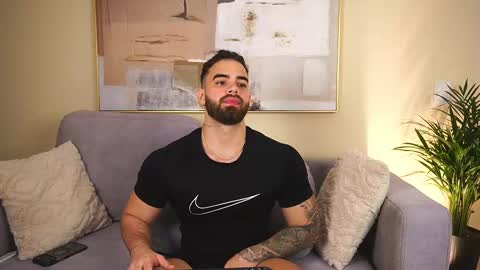 Paul Phoenix online show from February 17, 8:30 pm