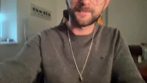 Snapshot of paulsimpsn chatting on September 17, 5:05 pm love bush online show from September 17, 5:05 pm
