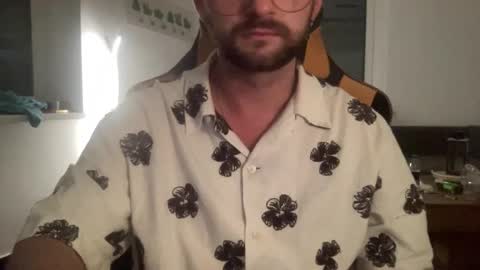 Snapshot of paulsimpsn chatting on September 20, 11:08 pm love bush online show from September 20, 11:08 pm