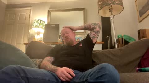 paulyb445 online show from October 9, 2:50 am