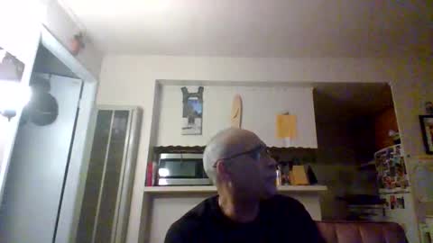 pawgkiller online show from December 15, 3:02 am