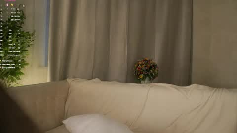 Beautiful Mila online show from May 23, 2:51 am
