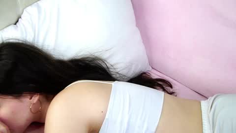 Beautiful Mila online show from May 8, 3:12 am