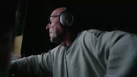 pc8474408 online show from December 4, 2:00 am