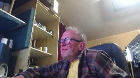 pc8474408 online show from March 23, 9:31 pm