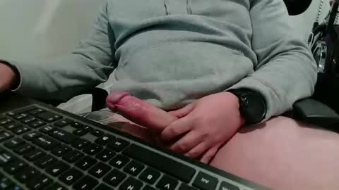 pcostyle online show from October 24, 5:03 pm