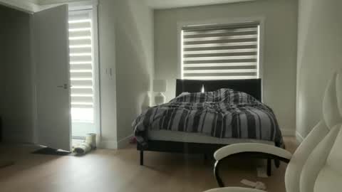 Effyyyyy online show from December 4, 7:13 pm