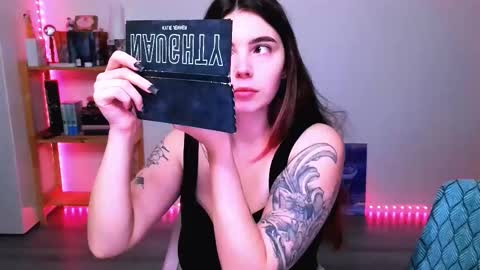 Peachy online show from October 19, 3:00 am